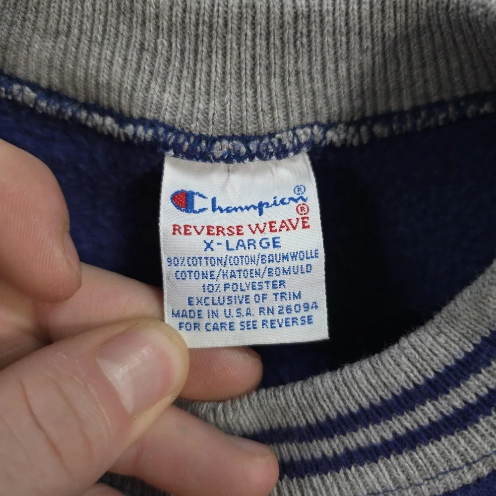 Vintage Champion Sweatshirt Mens XL Blue Reverse Weave Script Logo USA 90s